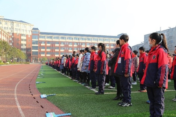 用牛劲 发牛力 “犇”向美好六月 湖北省荆门德艺学校南校（碧桂园）2021年春季学期开学典礼