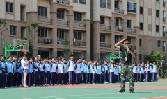 德艺学校南校（碧桂园）开展防地震应急逃生演练活动